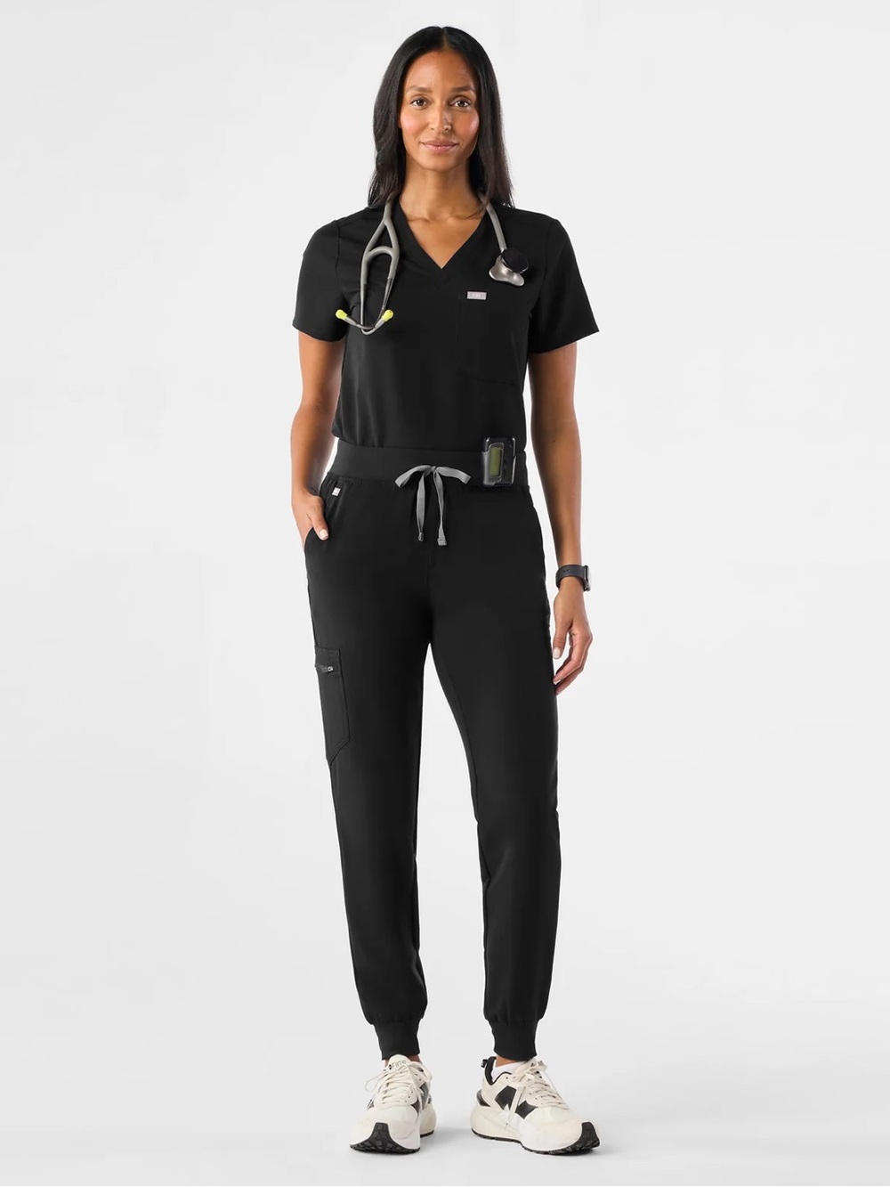 FIGS SET - Caterina One Pocket Scrub Tee and Zamora Jogger in Black - L